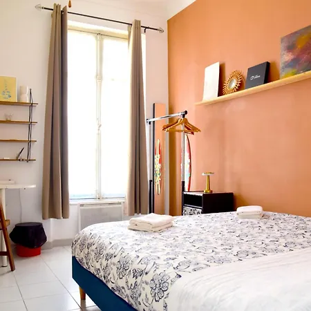 Quartier Chic L L Gare L Tramway Homestay