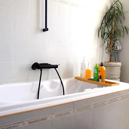 Homestay Quartier Chic L L Gare L Tramway Nice