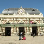 Quartier Chic L L Gare L Tramway Pansiyon Nice