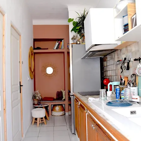 Quartier Chic L L Gare L Tramway Nizza